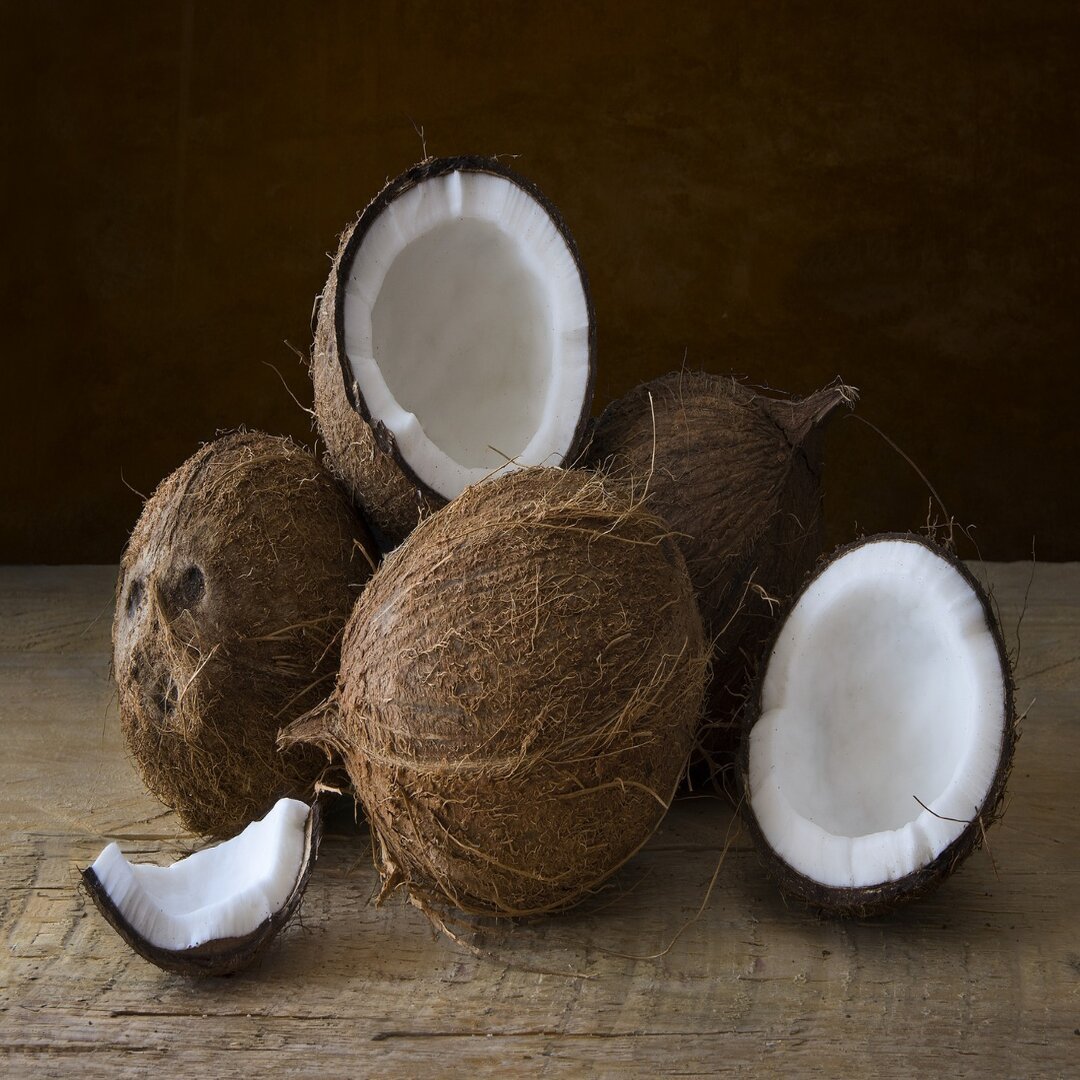 Fresh & Natural Coconut – Hydrating & Nutritious